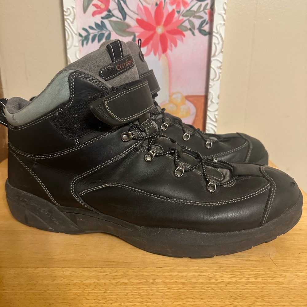 Dr. Comfort Ranger Men'sTherapeutic Diabetic Extra Depth Hiking Boot 14W.